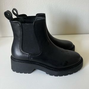 Steve Madden boots